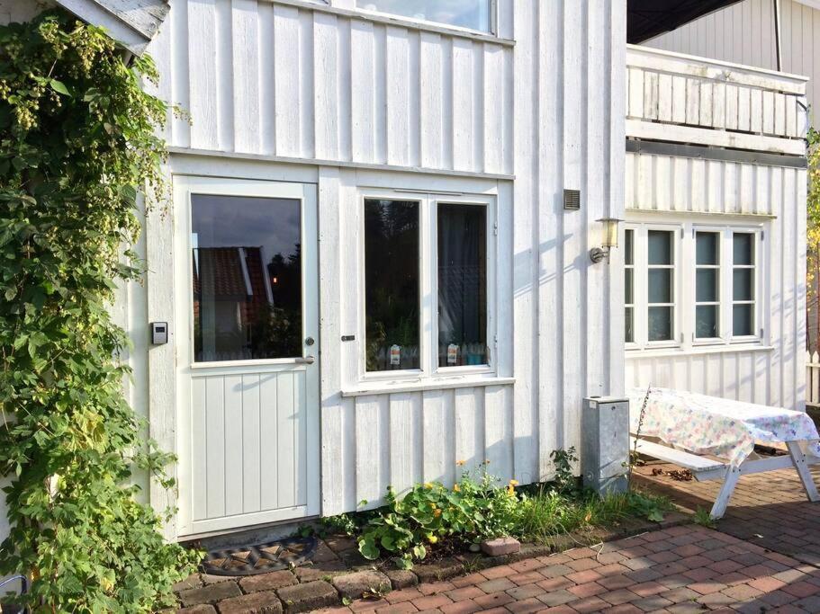 Cosy Flat For 4 Persons Apartment Kristiansand Exterior photo